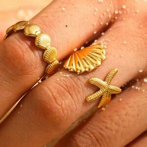 18k Gold Plated Ocean Shell & Starfish Ring